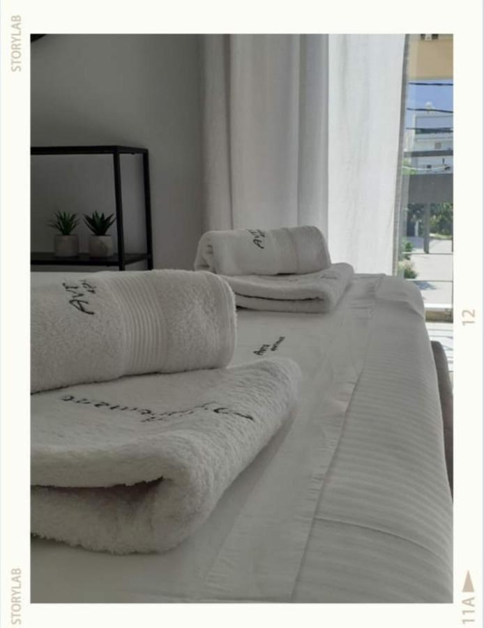 Avra Apartment Каламата Екстериор снимка
